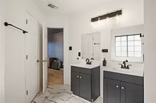 3904 Berrybush Ln, Fort Worth, TX 76137 - Photo 19