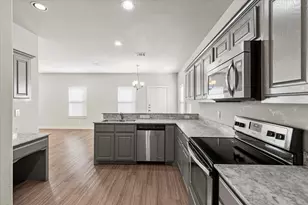 9930 Ironhorse Dr, Dallas, TX 75227 - Photo 15