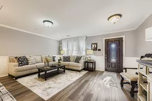 5121 Meridian Ln, Fort Worth, TX 76244 - Photo 3