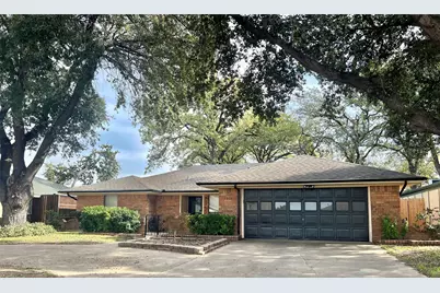 1504 Skyview Drive, Irving, TX 75060 - Photo 3