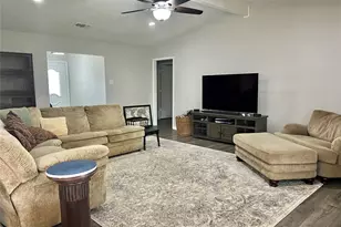 1504 Skyview Dr, Irving, TX 75060 - Photo 7