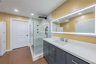 726 Lakeshore Dr, Seven Points, TX 75143 - Photo 15