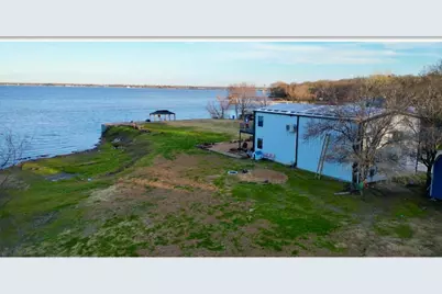716 Lakeshore Drive, Seven Points, TX 75143 - Photo 3