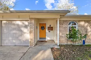 736 NW Wood St, Burleson, TX 76028 - Photo 5