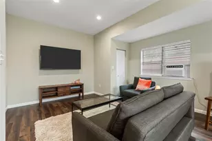 301 Granada Calle St, Granbury, TX 76049 - Photo 23