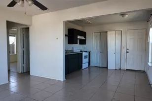 137 Wesley Ln, Bridgeport, TX 76426 - Photo 5
