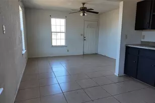 137 Wesley Ln, Bridgeport, TX 76426 - Photo 5