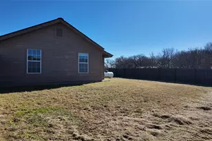 137 Wesley Ln, Bridgeport, TX 76426 - Photo 33