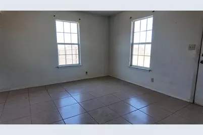 137 Wesley Lane, Bridgeport, TX 76426 - Photo 9