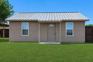 137 Wesley Ln, Bridgeport, TX 76426 - Photo 1