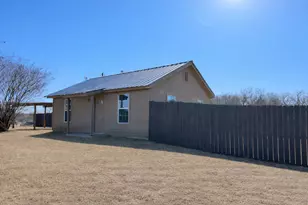 137 Wesley Ln, Bridgeport, TX 76426 - Photo 1