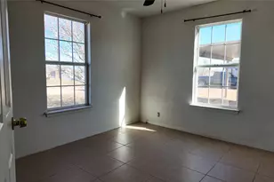 137 Wesley Ln, Bridgeport, TX 76426 - Photo 13