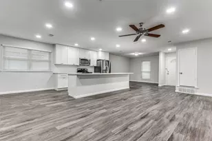 1014 Ravencroft Dr, Garland, TX 75043 - Photo 3