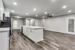 1014 Ravencroft Dr, Garland, TX 75043 - Photo 9