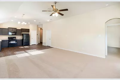 1404 Glen Garden Drive, Fort Worth, TX 76104 - Photo 7