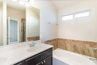 1404 Glen Garden Drive, Fort Worth, TX 76104 - Photo 15