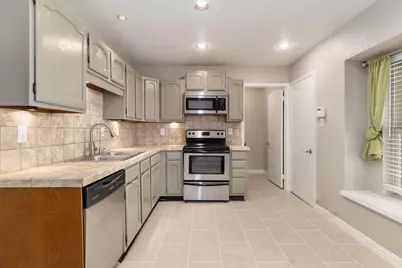 4248 Ireland Drive, The Colony, TX 75056 - Photo 9