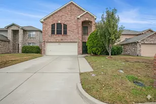 4800 Sleepy Ridge Cir, Fort Worth, TX 76133 - Photo 1