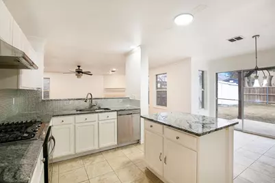 4800 Sleepy Ridge Circle, Fort Worth, TX 76133 - Photo 13