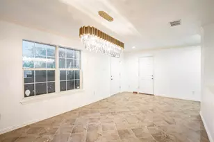 4800 Sleepy Ridge Cir, Fort Worth, TX 76133 - Photo 9