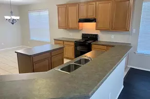 420 Sandy Creek Dr, Fort Worth, TX 76131 - Photo 5