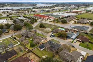 904 Meadowlark Ln, Granbury, TX 76048 - Photo 23