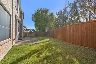 1428 Gardenia St, Irving, TX 75063 - Photo 39