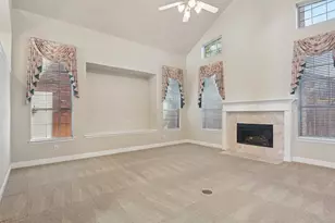 1428 Gardenia St, Irving, TX 75063 - Photo 9