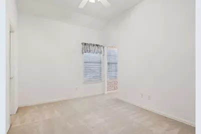 1428 Gardenia Street, Irving, TX 75063 - Photo 33