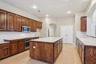 1428 Gardenia St, Irving, TX 75063 - Photo 13