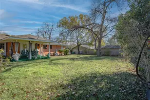 406 N Avenue Q, Clifton, TX 76634 - Photo 39