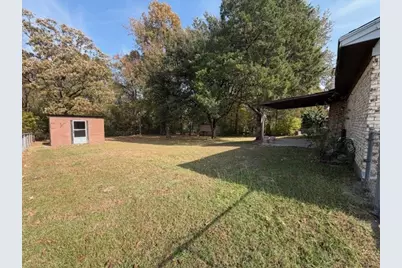 108 Brenda Drive, Mt Pleasant, TX 75455 - Photo 17