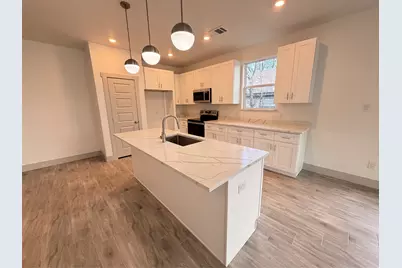 5154 Charlene Street, Fort Worth, TX 76105 - Photo 3