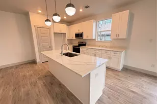 5154 Charlene St, Fort Worth, TX 76105 - Photo 3