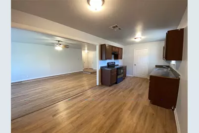 6928 Alexandria Court, Fort Worth, TX 76133 - Photo 9