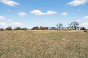 2074 W Fm 922, Valley View, TX 76272 - Photo 37
