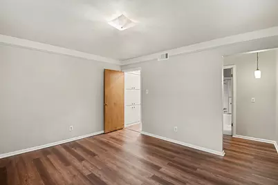 709 W Pleasantview Drive, Hurst, TX 76054 - Photo 19