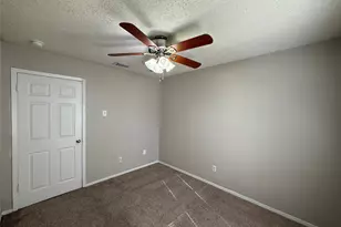 250 N Bryan Cir, Mesquite, TX 75149 - Photo 15