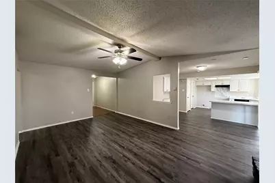 250 N Bryan Circle, Mesquite, TX 75149 - Photo 5