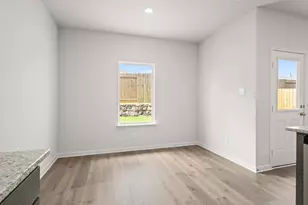 401 Gib Woodall Dr, Venus, TX 76084 - Photo 7