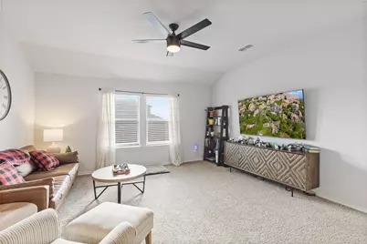 613 Whitecomb Lane, Justin, TX 76247 - Photo 13