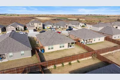 613 Whitecomb Lane, Justin, TX 76247 - Photo 27