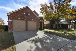 4904 Carrotwood Dr, Fort Worth, TX 76244 - Photo 3