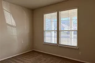 2205 Arrowhead Dr, Denton, TX 76207 - Photo 9