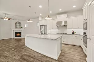 905 Plaza Ln, Argyle, TX 76226 - Photo 9