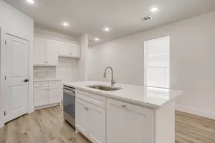 4944 Dunbar St, Fort Worth, TX 76105 - Photo 9