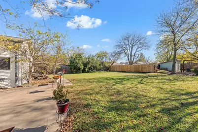 502 W 6th Street, McGregor, TX 76657 - Photo 13