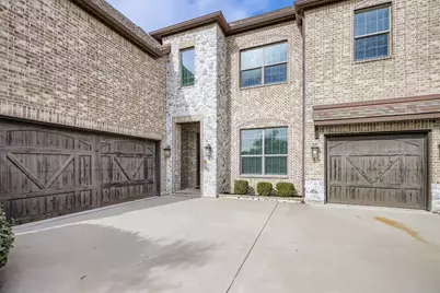 932 Hunters Creek Drive, Rockwall, TX 75087 - Photo 3