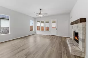 1237 Colca Dr, Springtown, TX 76082 - Photo 9