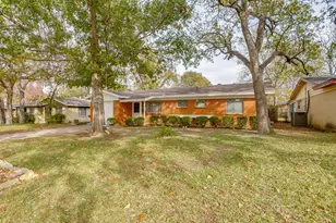 2509 Carten St, Fort Worth, TX 76112 - Photo 3